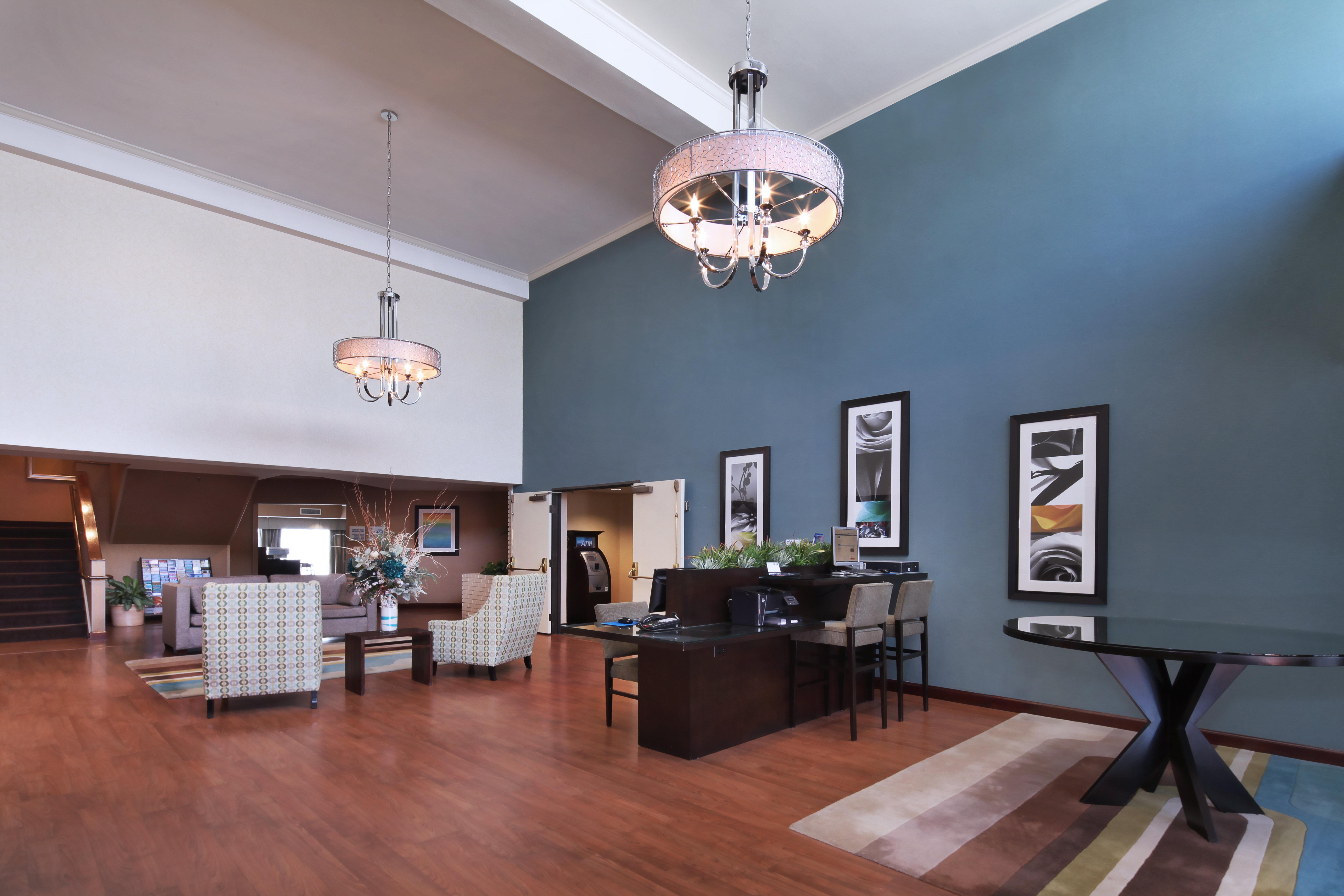 Holiday Inn Express Port Hueneme By Ihg Екстер'єр фото