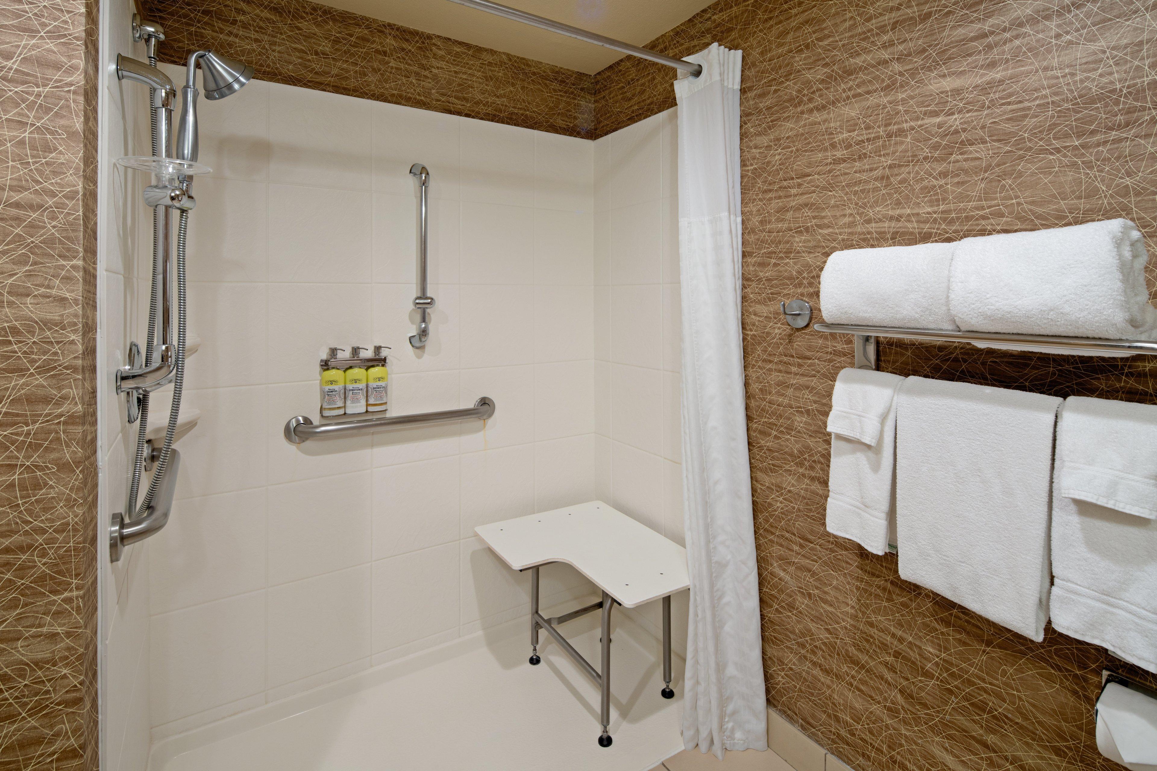 Holiday Inn Express Port Hueneme By Ihg Екстер'єр фото